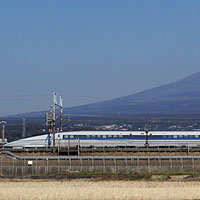 富士山と東海道新幹線500系のぞみ 2007.2