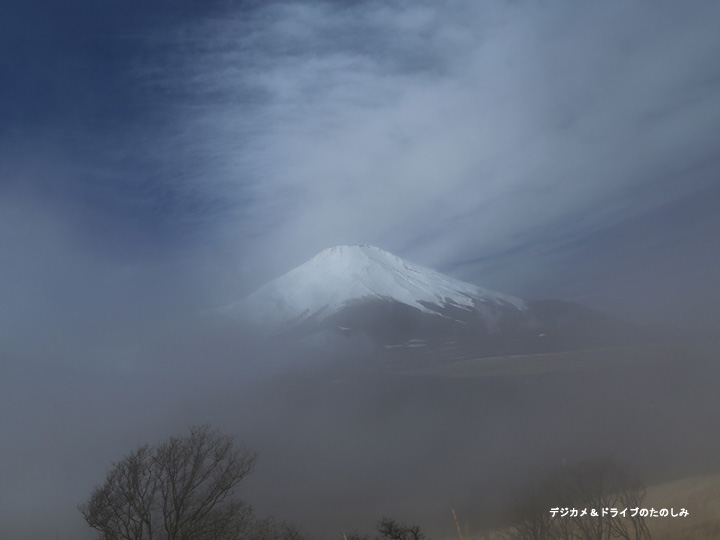 富士山 霧 山中湖